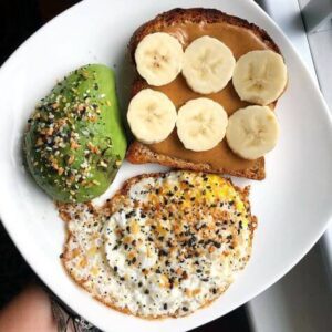 تناول إفطار غني بالبروتين يساعد على فقدان الوزن