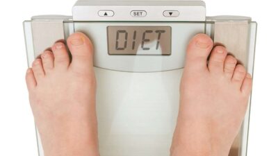 يؤثر الوزن على كم مدة الصيام المتقطع للنساء